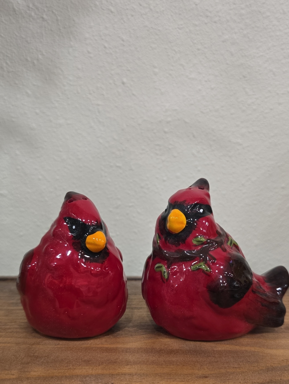 Blue Sky Ceramic Cardinal Salt & Pepper Set NIOB